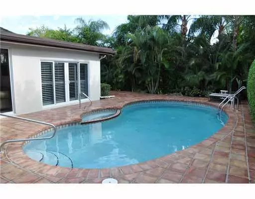 Boca Raton, FL 33434,6844 Woodbridge DR