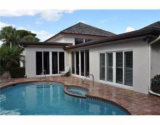 Boca Raton, FL 33434,6844 Woodbridge DR