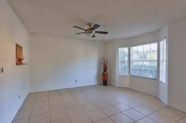 West Palm Beach, FL 33415,5836 Rambler Rose WAY