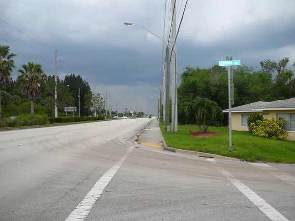 Port Saint Lucie, FL 34952,6490 Us-1