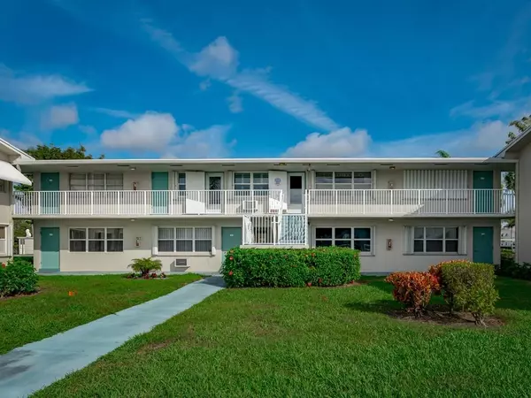 Boynton Beach, FL 33435,580 W Horizons 107