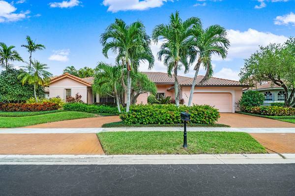 7762 La Corniche CIR, Boca Raton, FL 33433