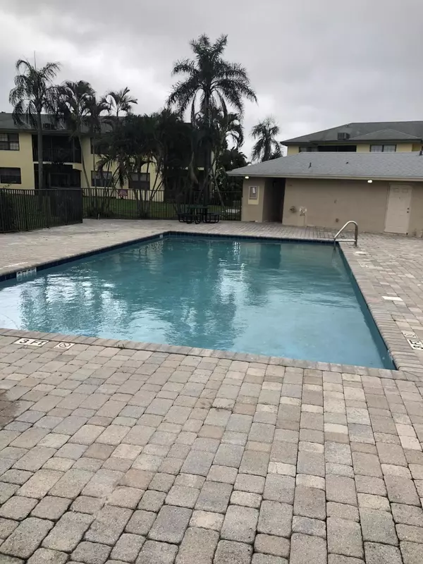 Delray Beach, FL 33444,2259 Linton Ridge CIR G11