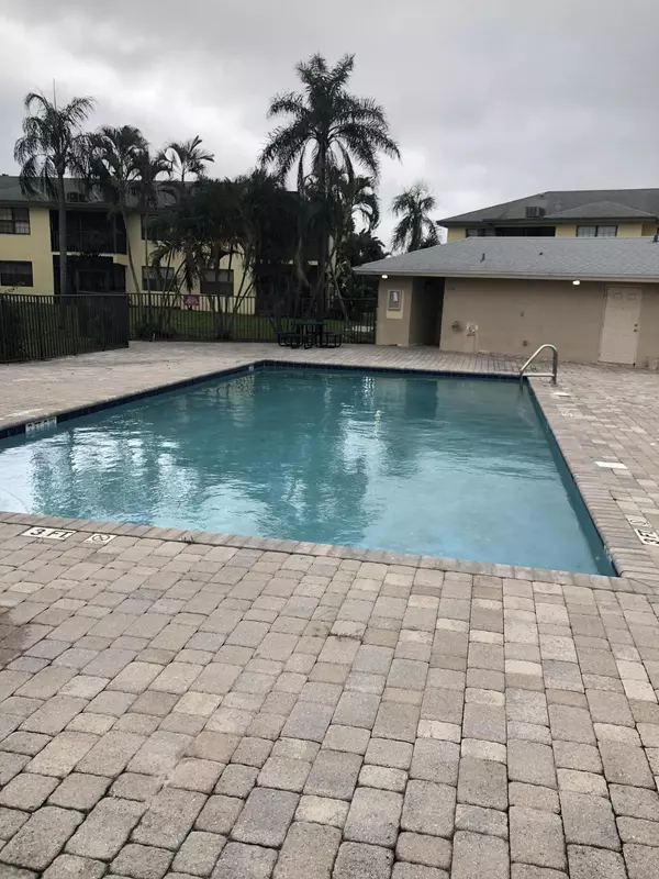 Delray Beach, FL 33444,2323 Linton Ridge CIR D12