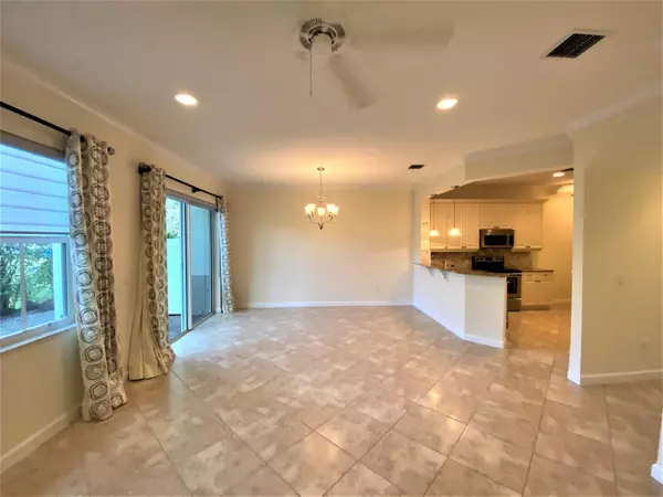 Delray Beach, FL 33445,132 W Prive CIR