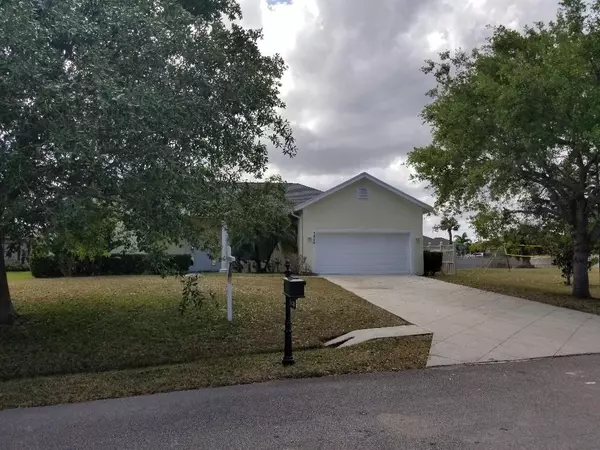 Port Saint Lucie, FL 34986,5840 NW Windy Pines LN