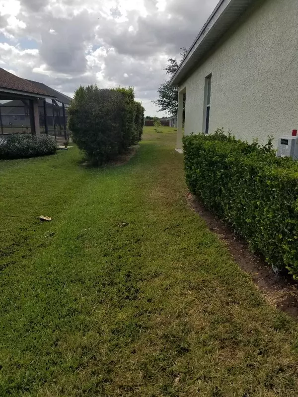 Port Saint Lucie, FL 34986,5840 NW Windy Pines LN