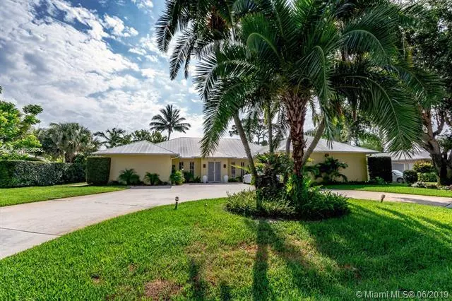 142 River DR, Tequesta, FL 33469