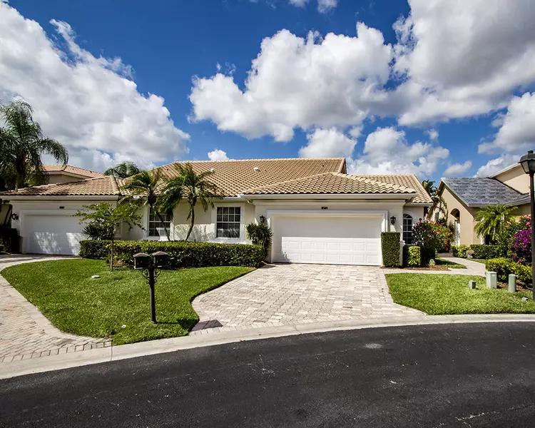 8141 Sandpiper WAY, West Palm Beach, FL 33412