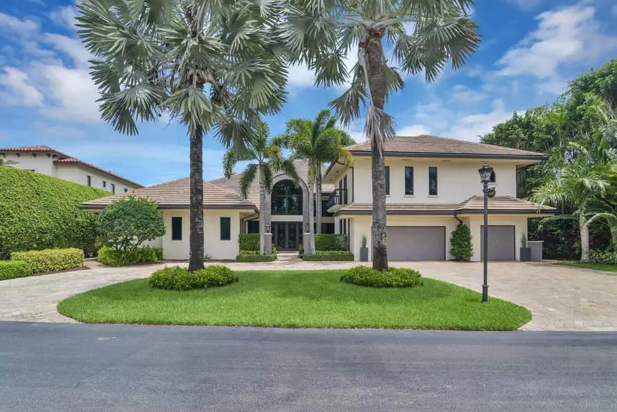 4040 Sanctuary LN, Boca Raton, FL 33431