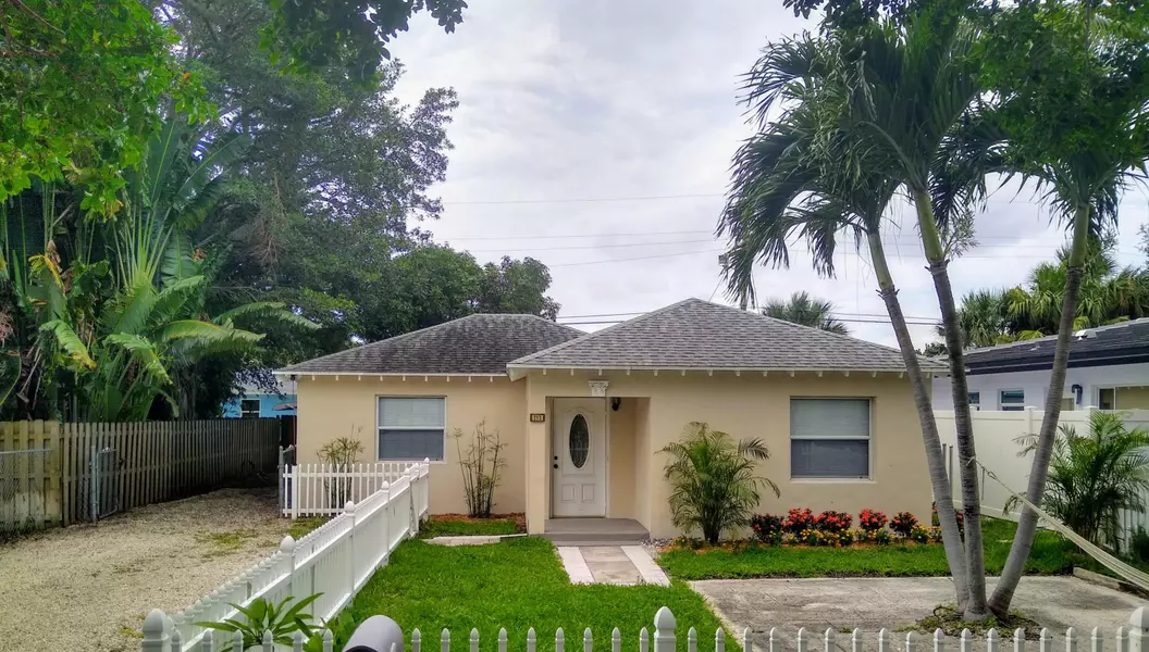 213 E N 25th ST, Riviera Beach, FL 33404