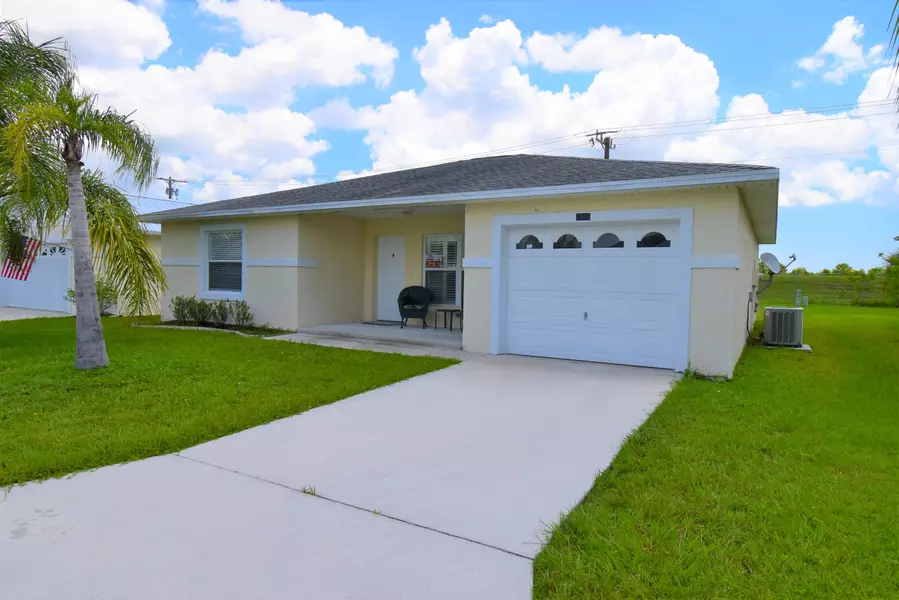 6706 Alemendra ST, Fort Pierce, FL 34951