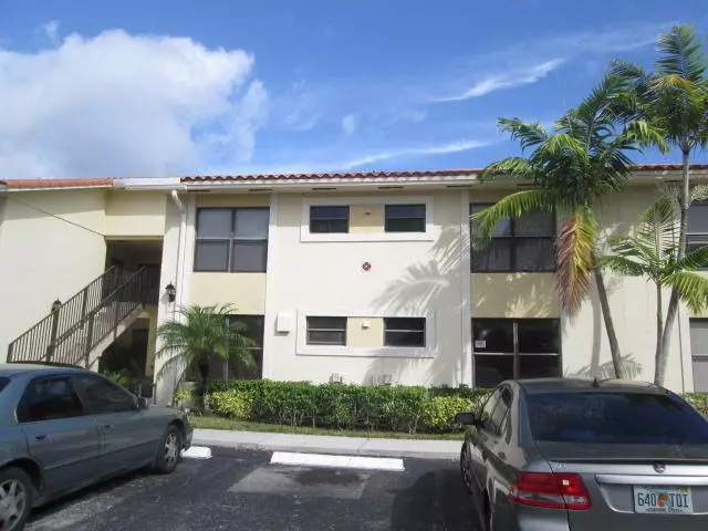 1455 Lake Crystal DR D, West Palm Beach, FL 33411