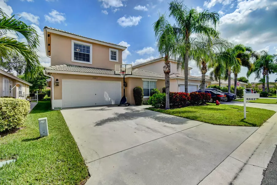 4887 Lombard Pass DR, Lake Worth, FL 33463