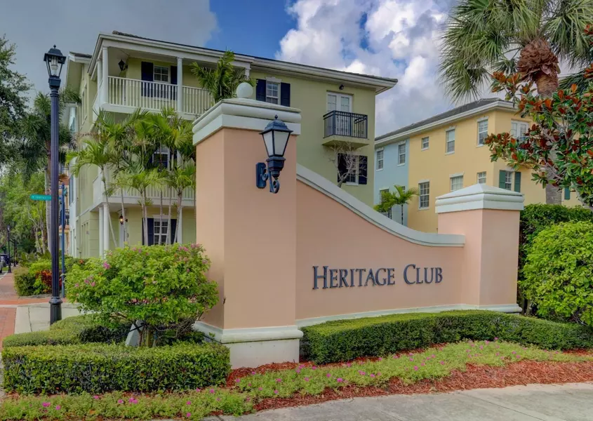 1022 E E Heritage Club CIR, Delray Beach, FL 33483