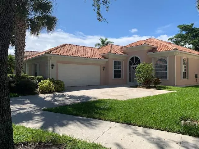 4779 Orchard LN, Delray Beach, FL 33445