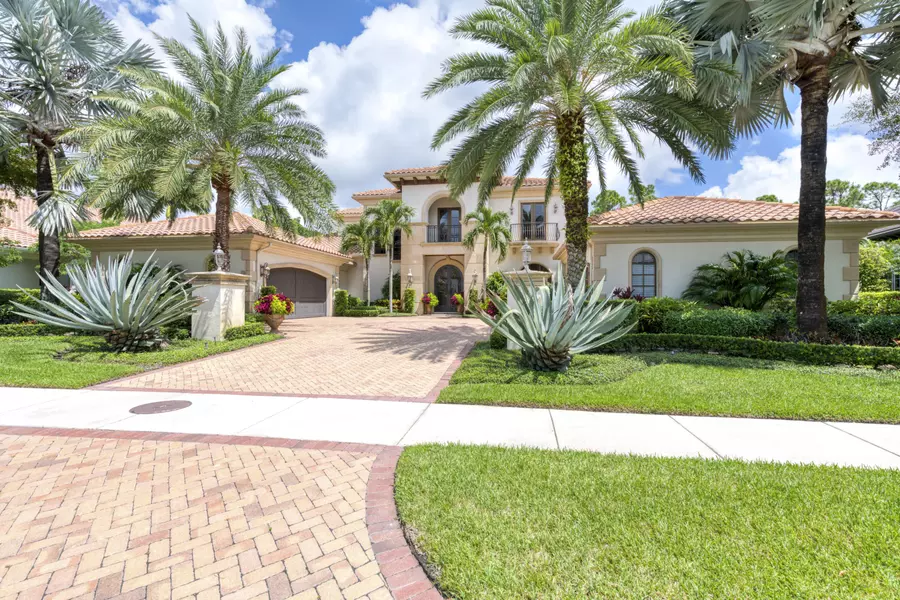 107 Via Palacio, Palm Beach Gardens, FL 33418