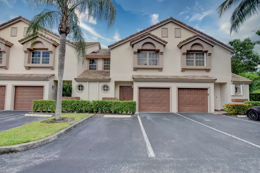 9412 Boca River CIR, Boca Raton, FL 33434