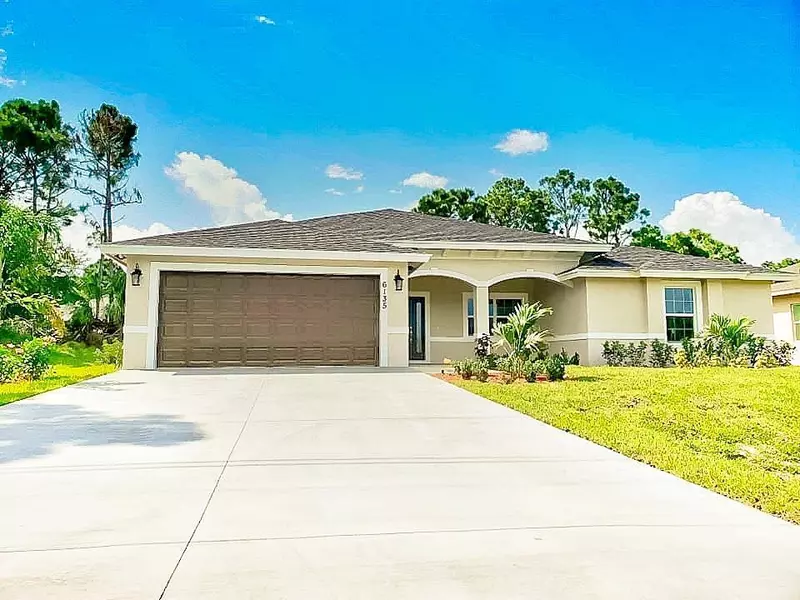 5829 NW Coosa DR, Port Saint Lucie, FL 34986