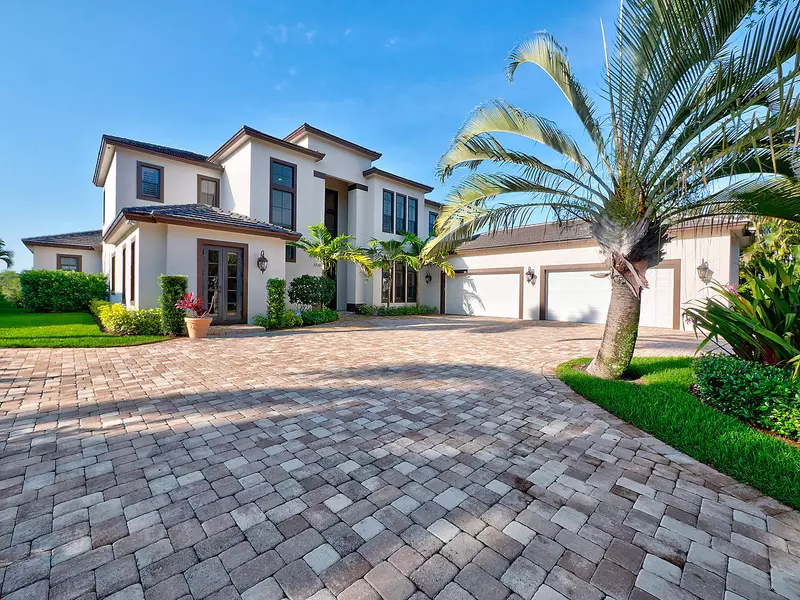 5730 Holly LN, Jupiter, FL 33458