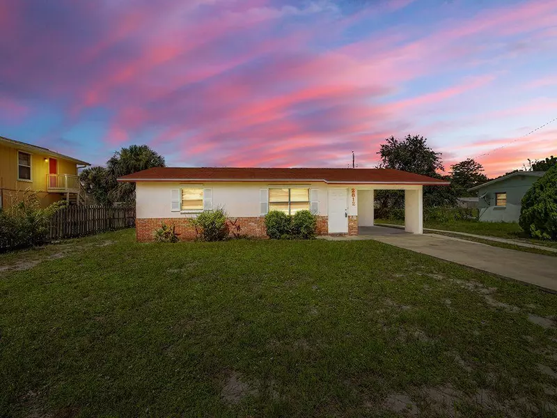 2812 NE Spruce Ridge AVE, Jensen Beach, FL 34957