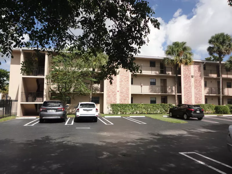 3351 NW 85th AVE 211, Coral Springs, FL 33065