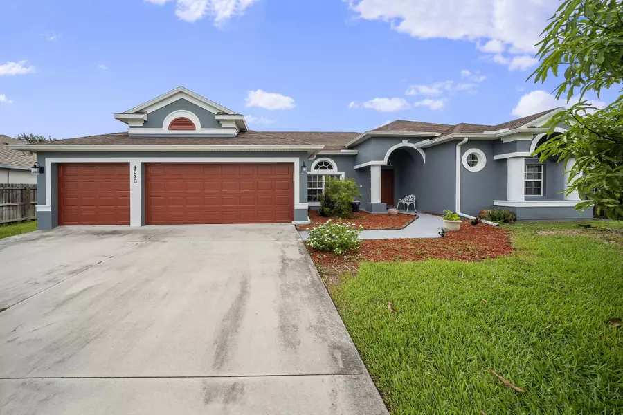 4679 SW Atoll ST, Port Saint Lucie, FL 34953