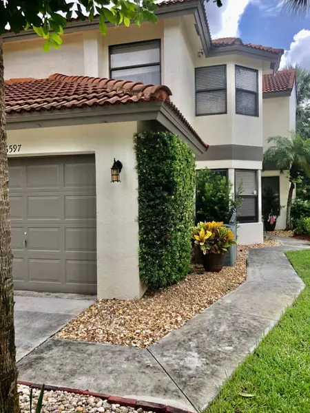 6597 Boca Hermosa LN, Boca Raton, FL 33433