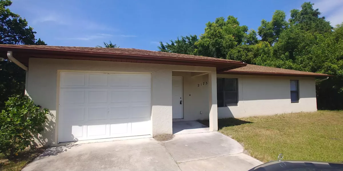 2173 SE Gaslight ST, Port Saint Lucie, FL 34952