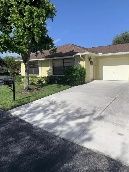 9885 Pecan Tree DR A, Boynton Beach, FL 33436