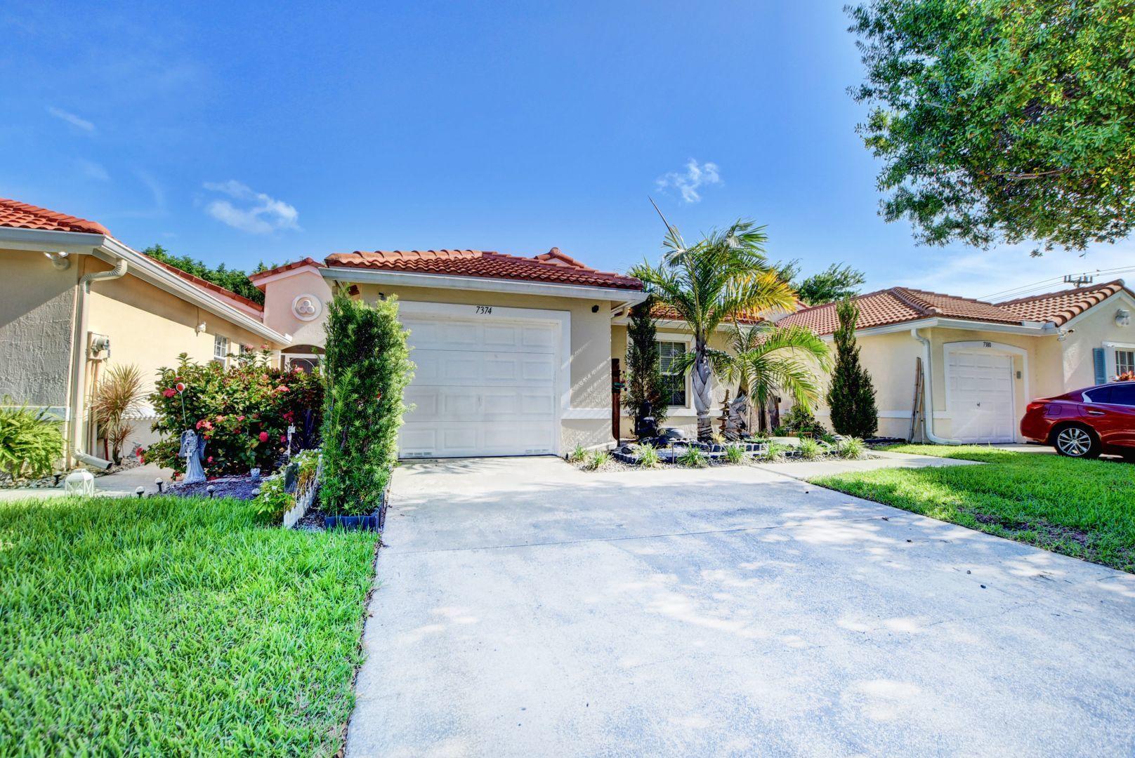 Lake Worth, FL 33467,7374 Burgess DR