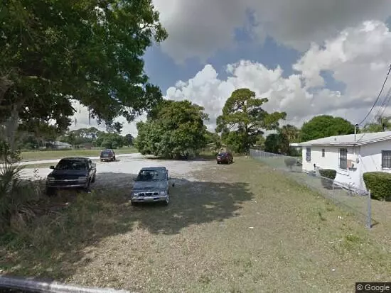 Fort Pierce, FL 34950,421 N 23rd N ST