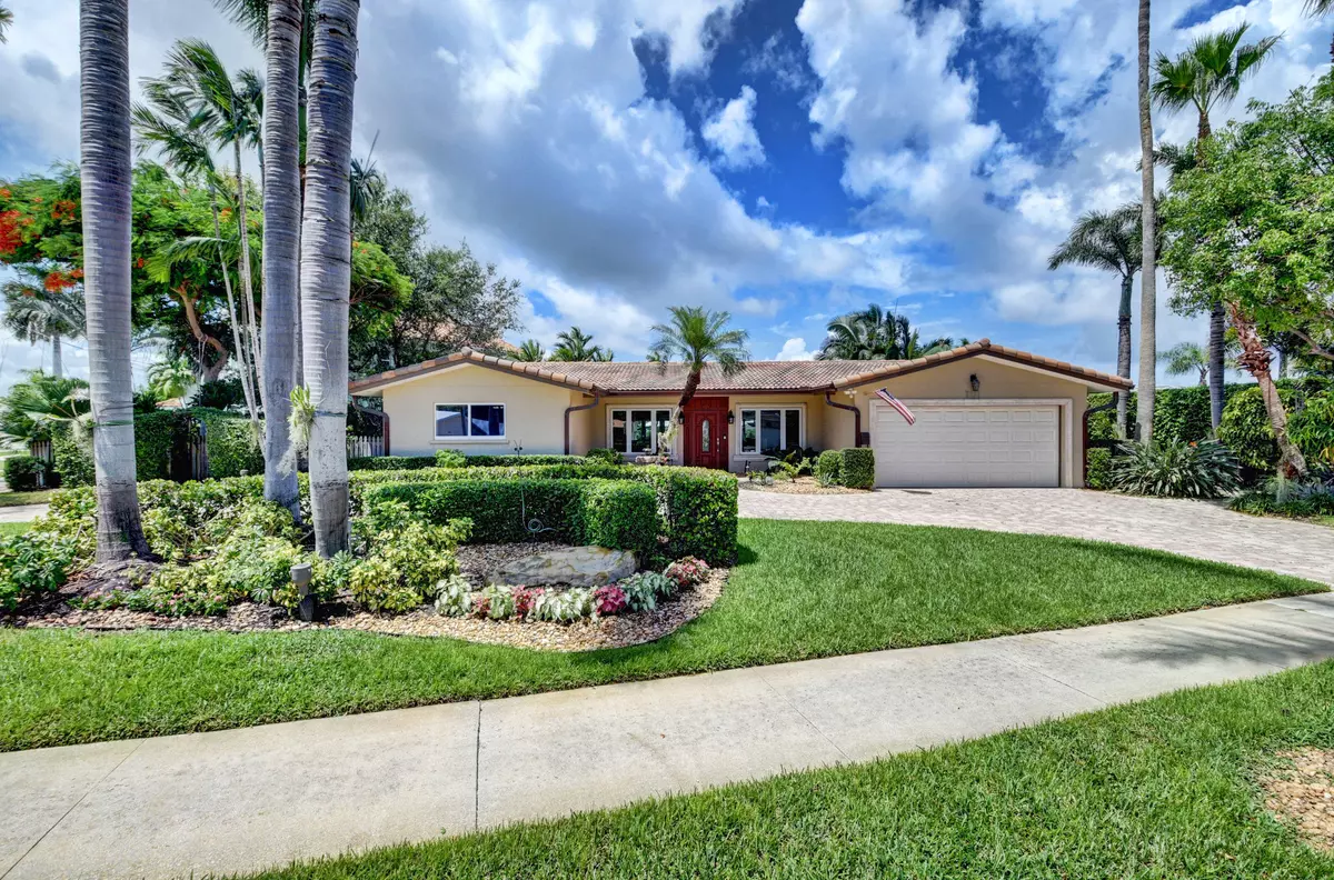 Boca Raton, FL 33487,701 NE 69th ST