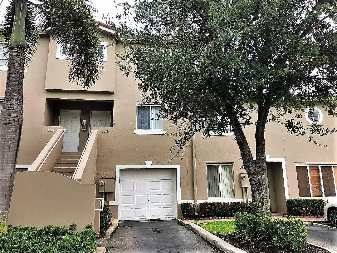 Weston, FL 33326,156 Riviera CIR 18-3