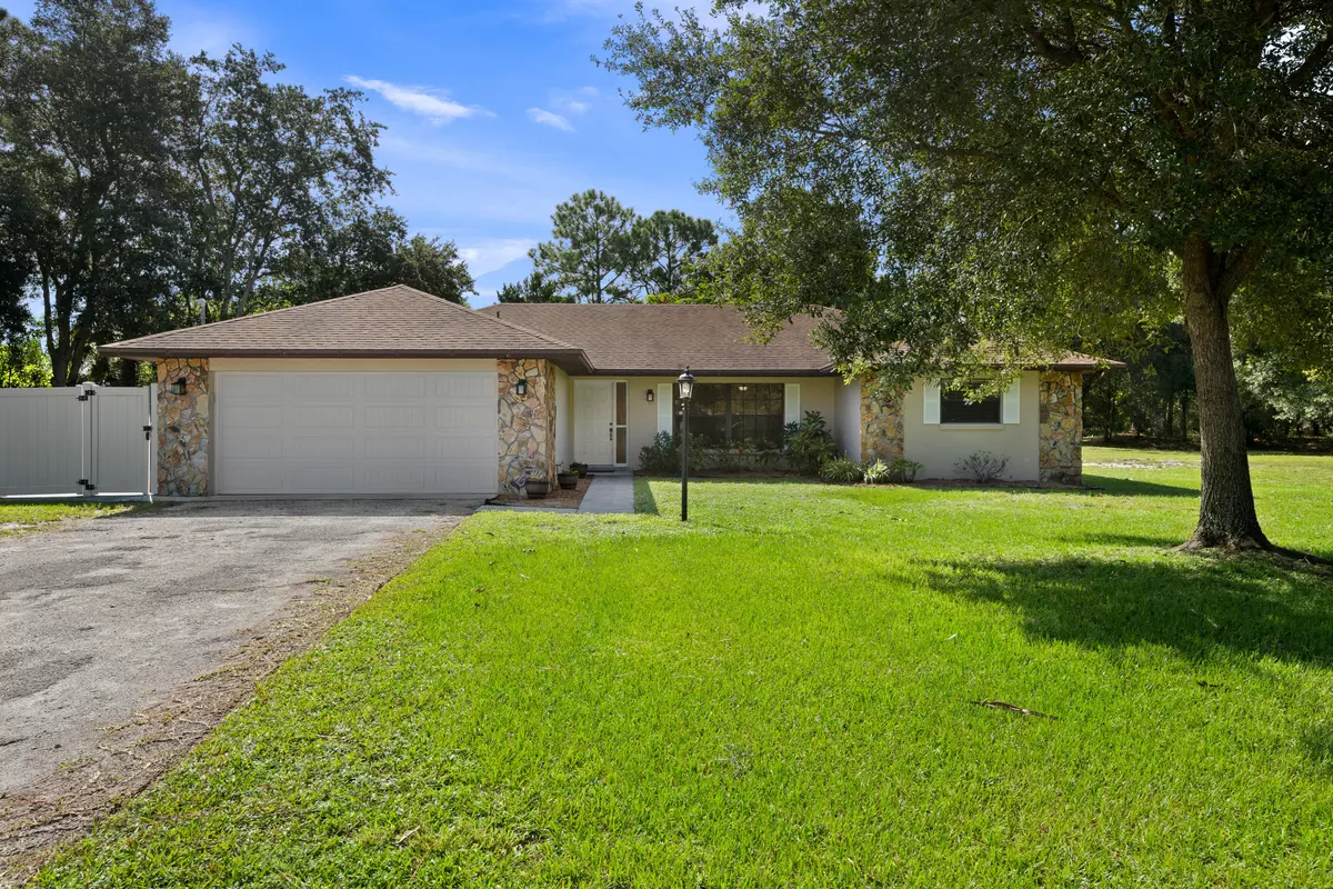 Fort Pierce, FL 34951,6008 Roland CT