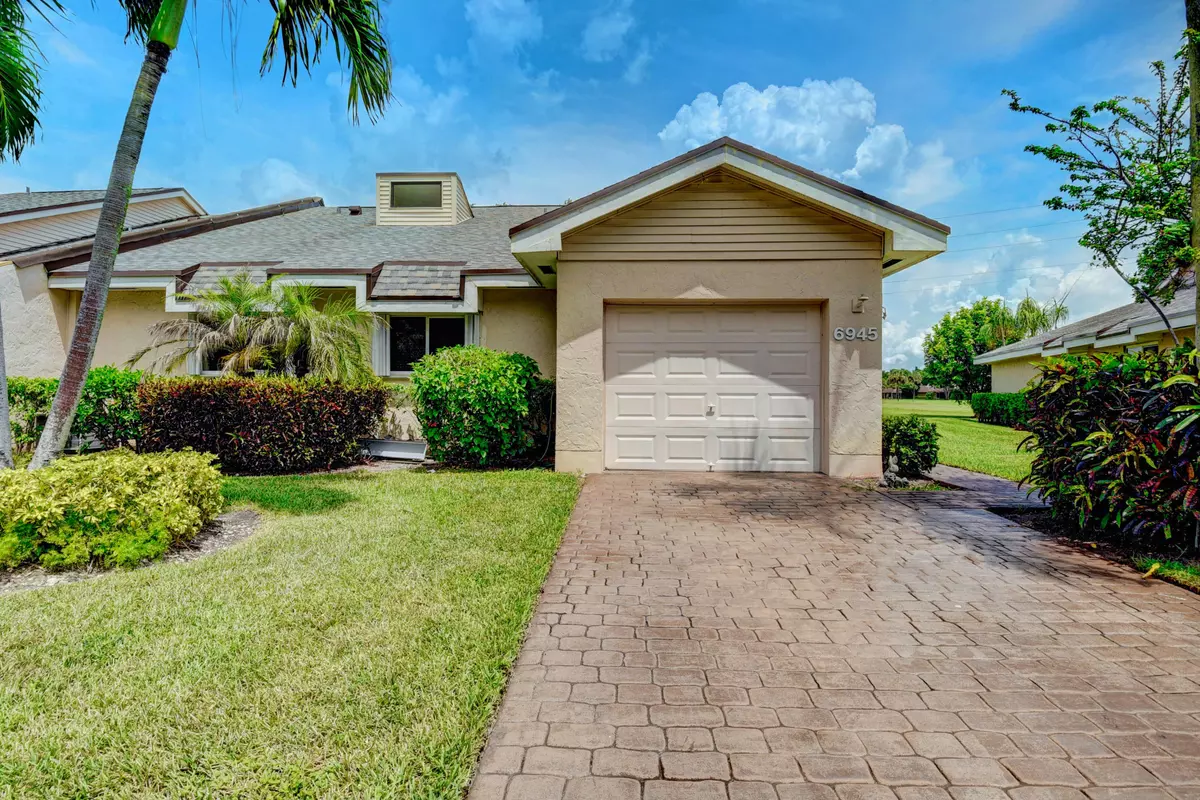 Lake Worth, FL 33467,6945 Fountains CIR