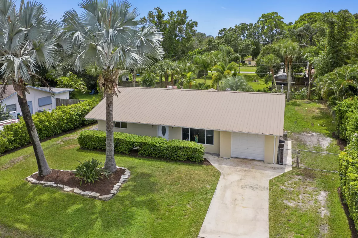 Fort Pierce, FL 34951,8003 Pensacola RD