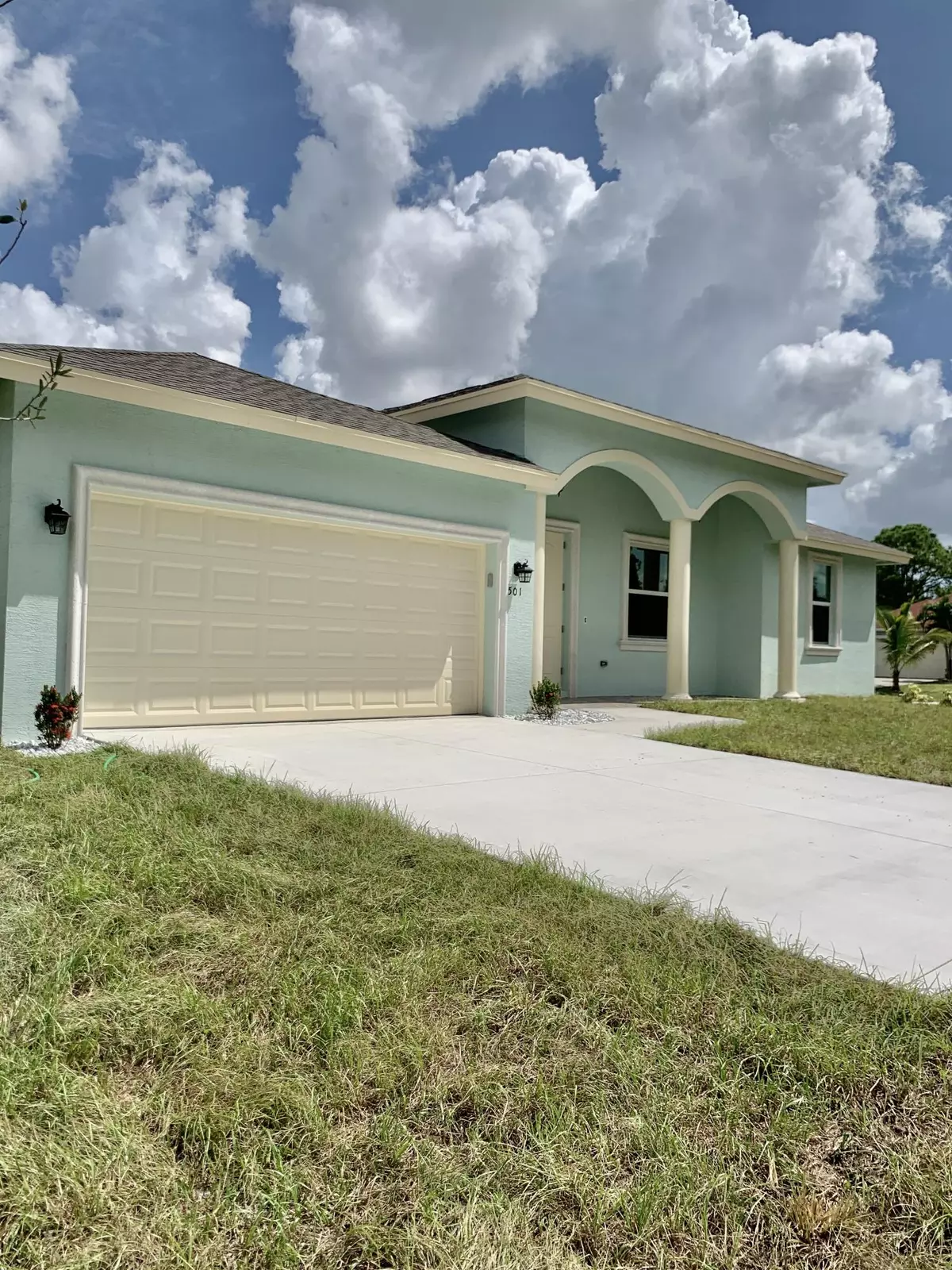 Port Saint Lucie, FL 34983,501 SW Fairview AVE