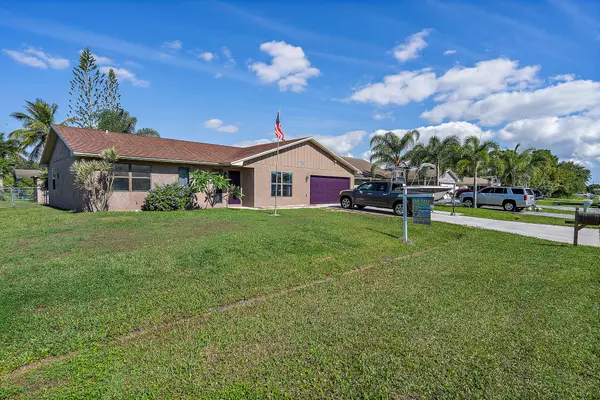 Port Saint Lucie, FL 34983,1162 SW Hutchins ST