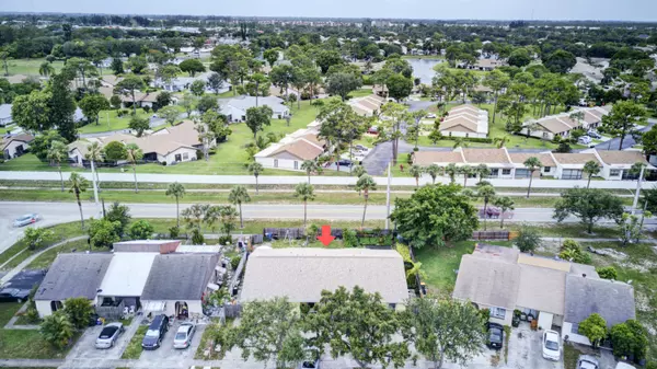 Greenacres, FL 33463,5915 S 37th ST