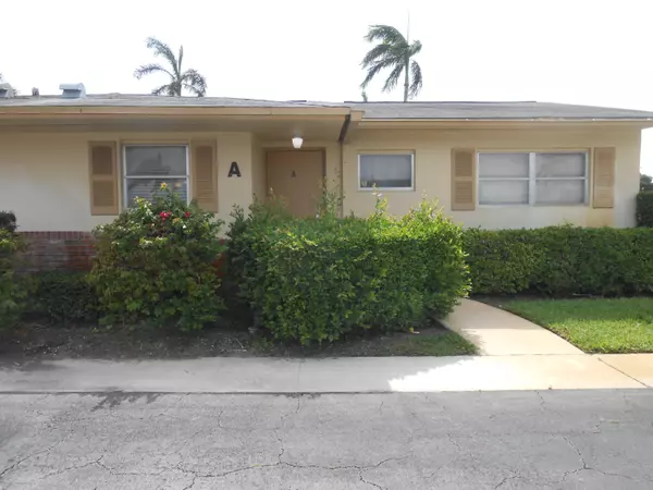 2571 W Barkley DR A, West Palm Beach, FL 33415