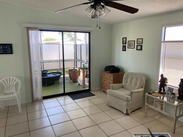 Fort Pierce, FL 34952,2961 Fiddlewood CIR