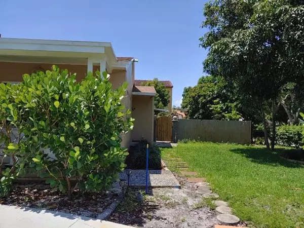 West Palm Beach, FL 33405,958 Paseo Palmera