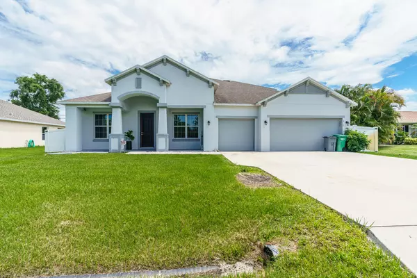 Port Saint Lucie, FL 34953,271 SW North Wakefield CIR