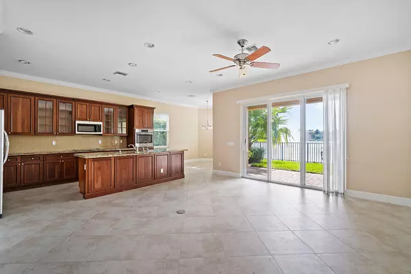 Palm Beach Gardens, FL 33418,12284 Aviles CIR