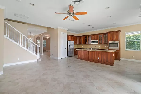 Palm Beach Gardens, FL 33418,12284 Aviles CIR