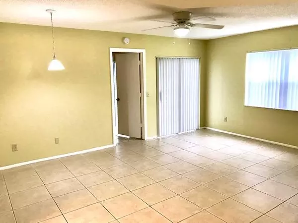 Port Saint Lucie, FL 34952,1674 SE Green Acres CIR Jj104