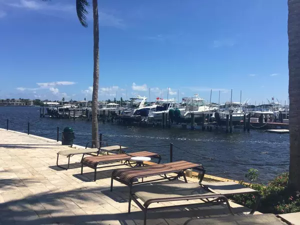 Hypoluxo, FL 33462,117 Yacht Club WAY 307