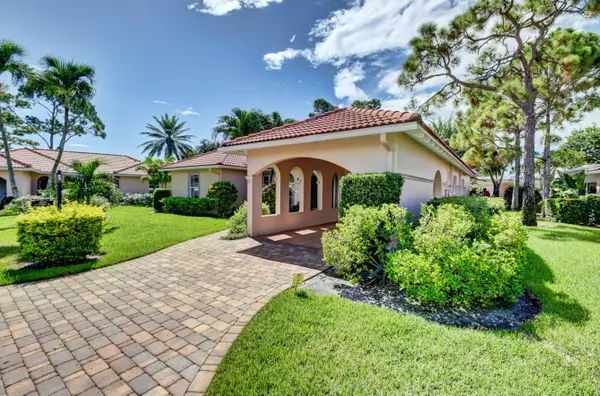 Boynton Beach, FL 33436,2 Fairway Villas