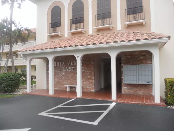 50 SW SW 3rd AVE 2040, Boca Raton, FL 33432